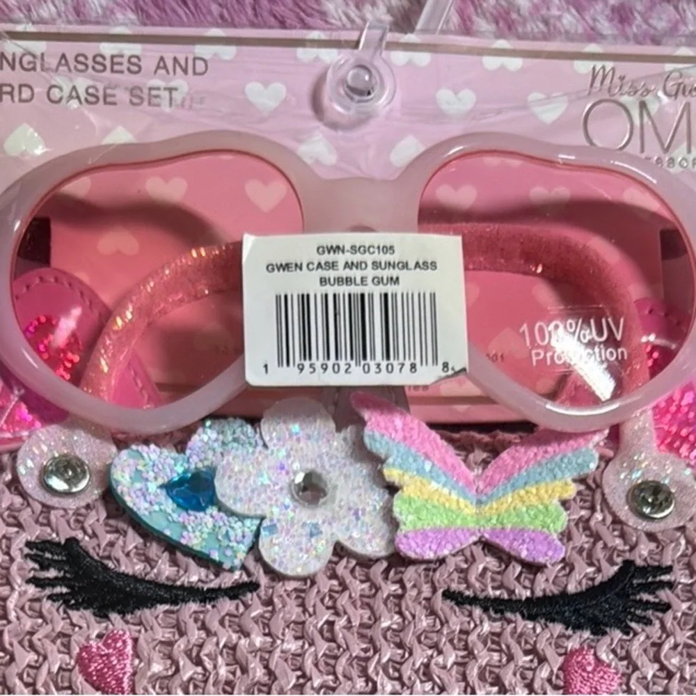 NWT Miss Gwen’s OMG Accessories Sunglasses & Hard Case Unicorn Set with handle.